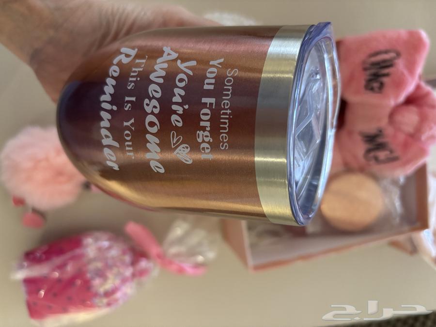 صندوق هدية وردي معطر64367478876931113