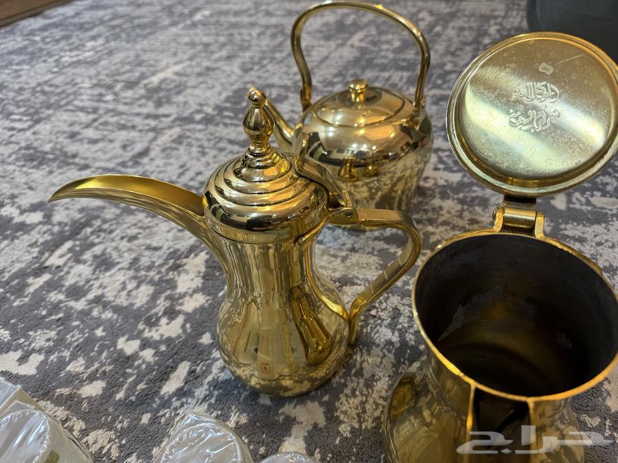 للبيع جديد براديد ودلة قديمة جد ا غير مستعملة64364892089218111