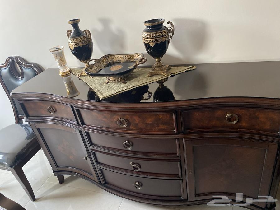 Dining table and shelves64376690260225113