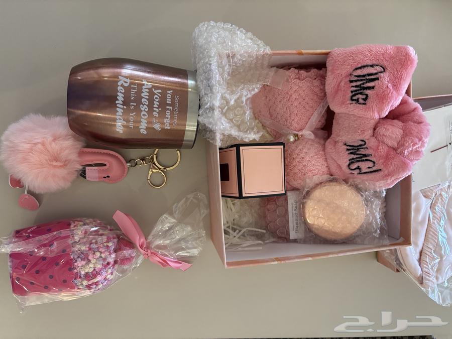 صندوق هدية وردي معطر64367478876931114