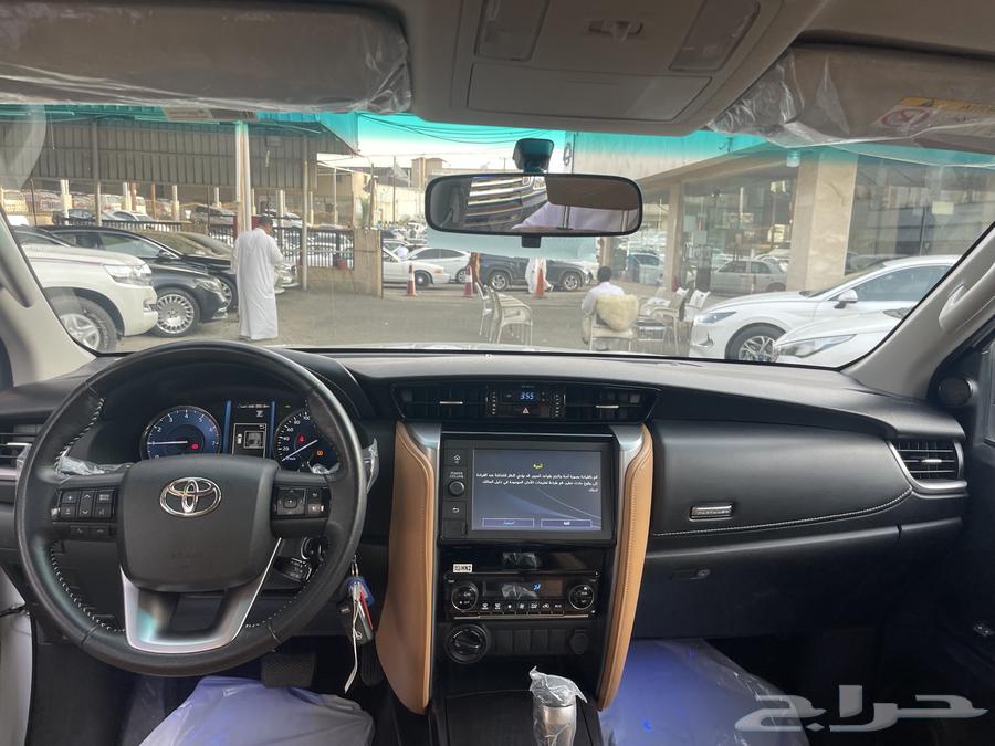 Fortuner 2023 V6 Semi-New64512483027202114