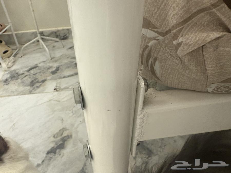 كرسي حديد نفر و نص64363279474818113