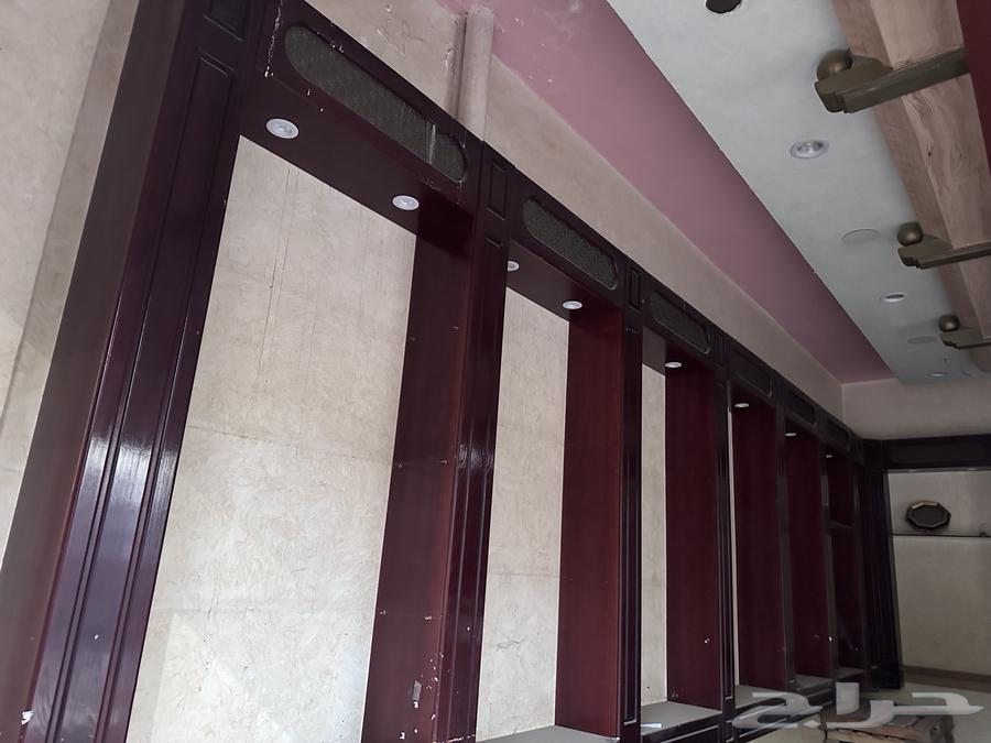 إعلان بيع (خشب   مكيفات   أبواب كراج)64363442939779112