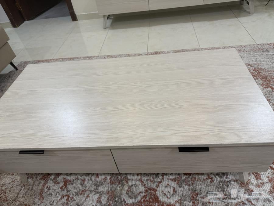 طاولة صاله مكتبيه64363800283650110