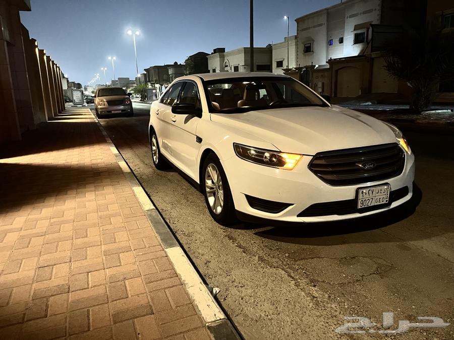 Ford Taurus 201964511156741377111