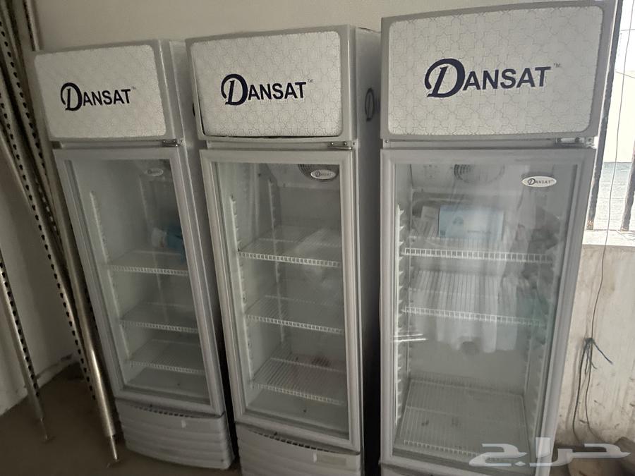 يوجد 4ثلاجات ويوجد اربع مايكرويف64374744489859110