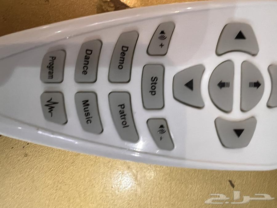 ربوت ذكي و جديد فيه ميزات كثير64374097851138113