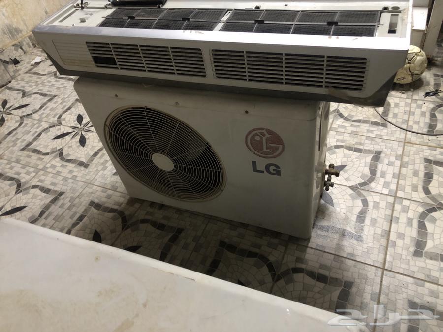 Two 24-unit split air conditioners64375363553923114