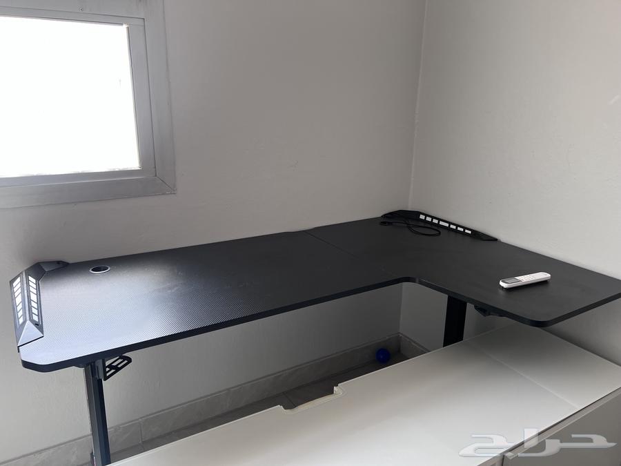 Computer desk64367858275971112