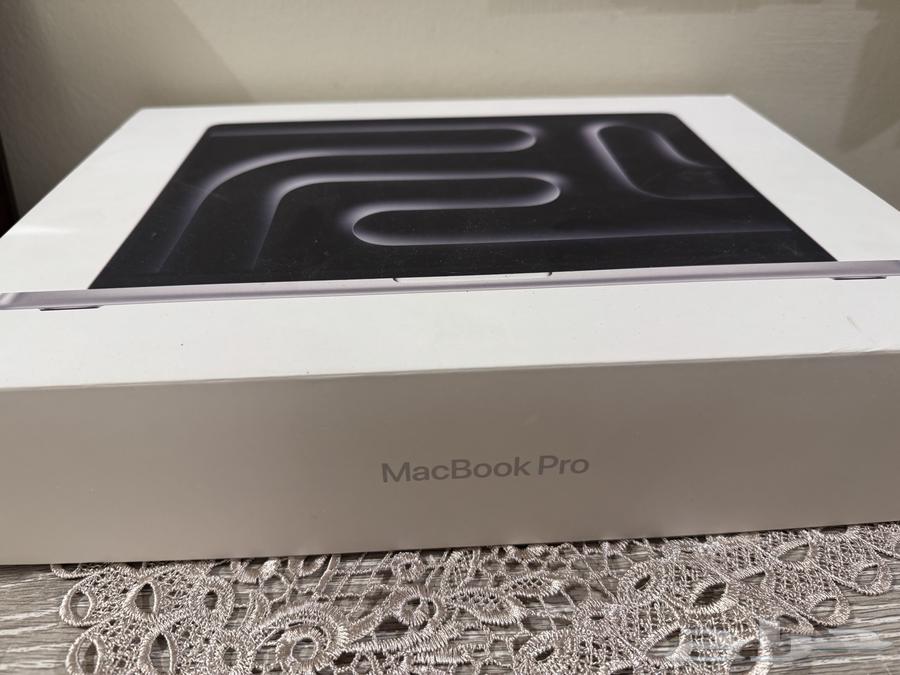 جهاز ماك برو جديد بكرتونته64372609100801110