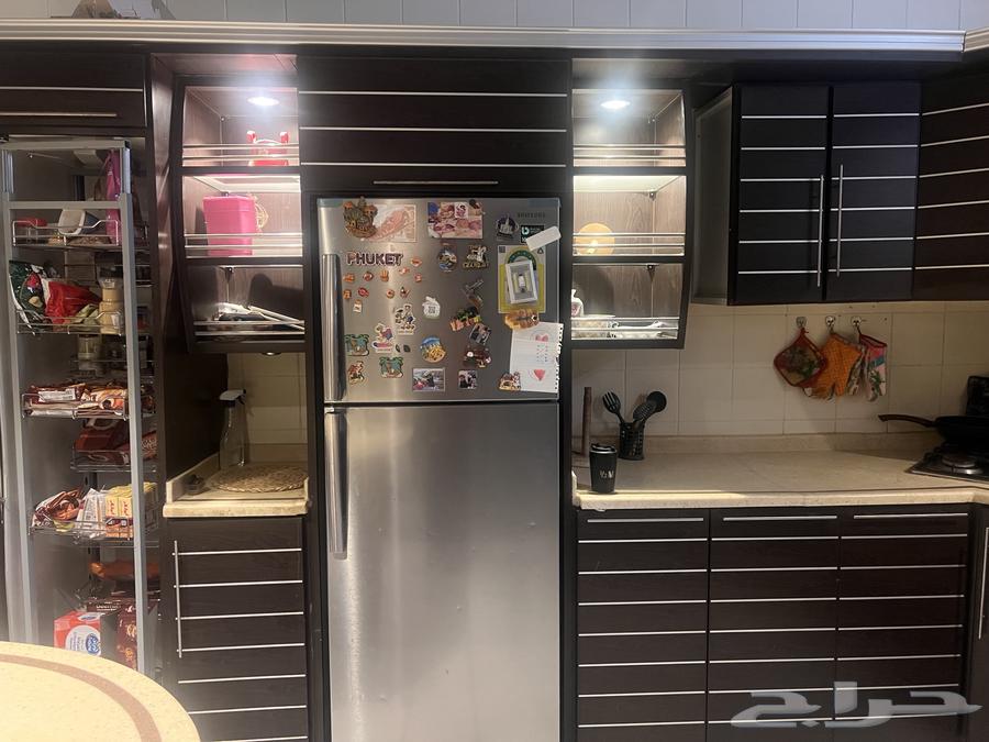 مطبخ كامل 4في 5 نظيف جداا اخو الجديد64367289302659111