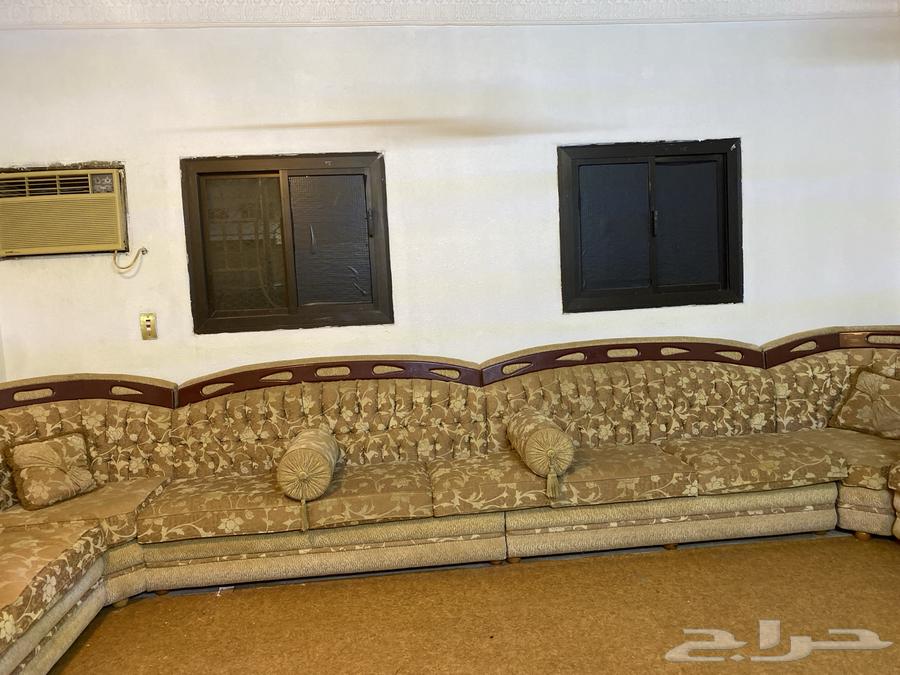 Sofa for sale, new and clean64372813445889112