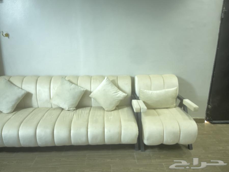 كنب 14 شخص لون افوايت يحتاج غسيل لا يوجد شقوق64368806210306112