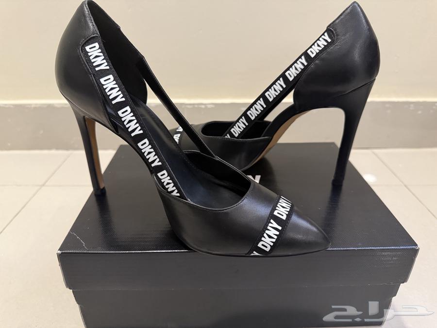 جزمه نسائيه استخدام خفيف شبه جديده64375723567490114