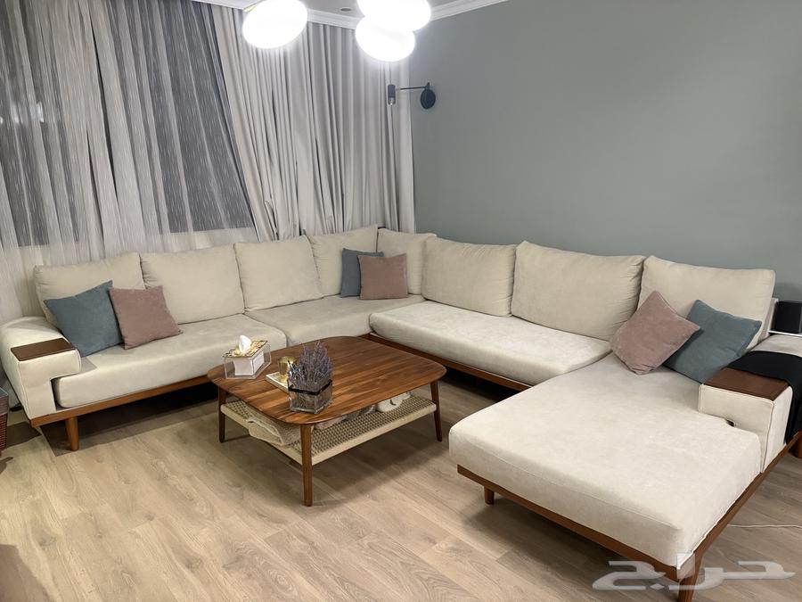 كنب معيشة ركني متصل بيج بتصميم mid-century64371438075521111