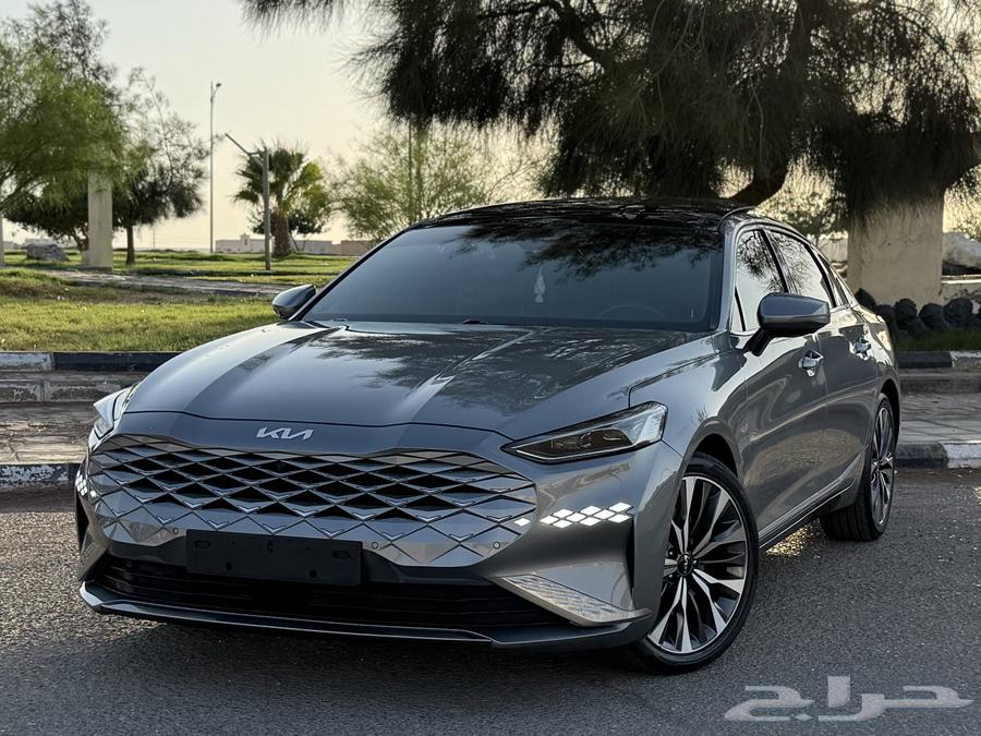 2022 Kia K8 top category with panoramic sunroof and customs card64519737709953110