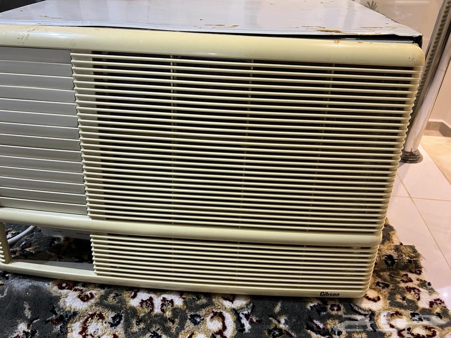Gibson 24,000 BTU heating and cooling air conditioner used for less than a year and stored due to travel64375022952067110