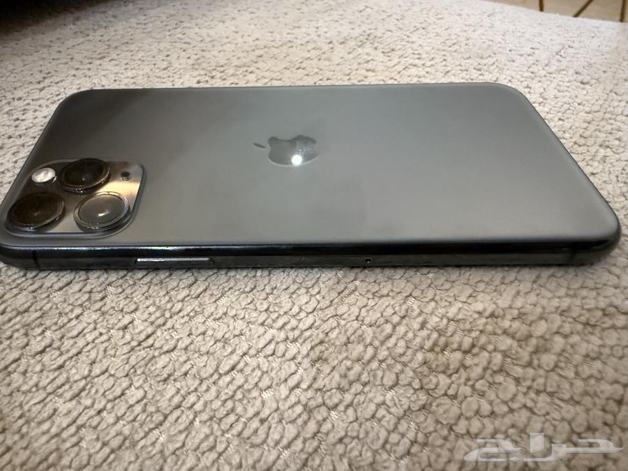 ايفون 11 pro 256 قيقا لون اسود64371628925315111