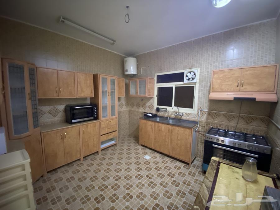 مطبخ مستعمل وفرن غاز وكهربائي ومايكرويف64375601773185110