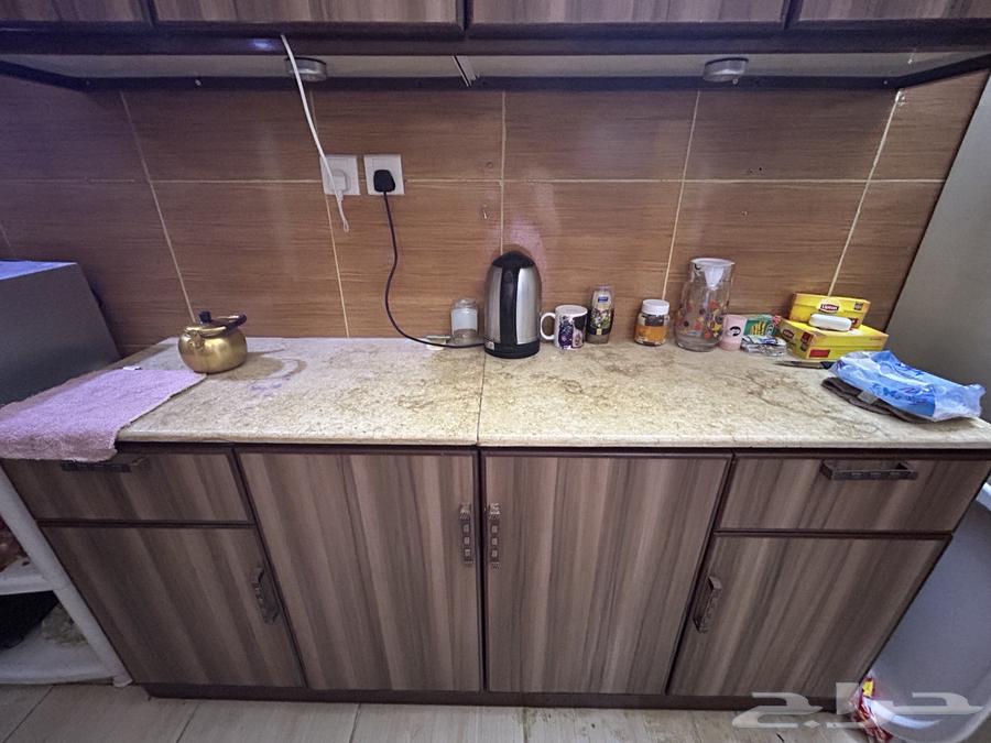 مطبخ كامل ومتفرقات للبيع64372726474753111
