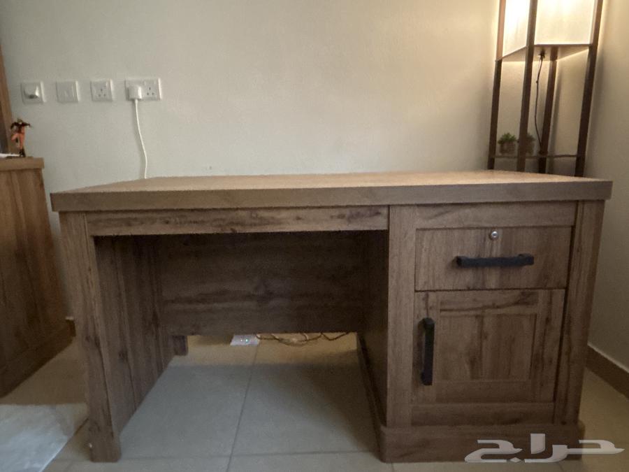 مكتب منزلي للبيع64368397595394111