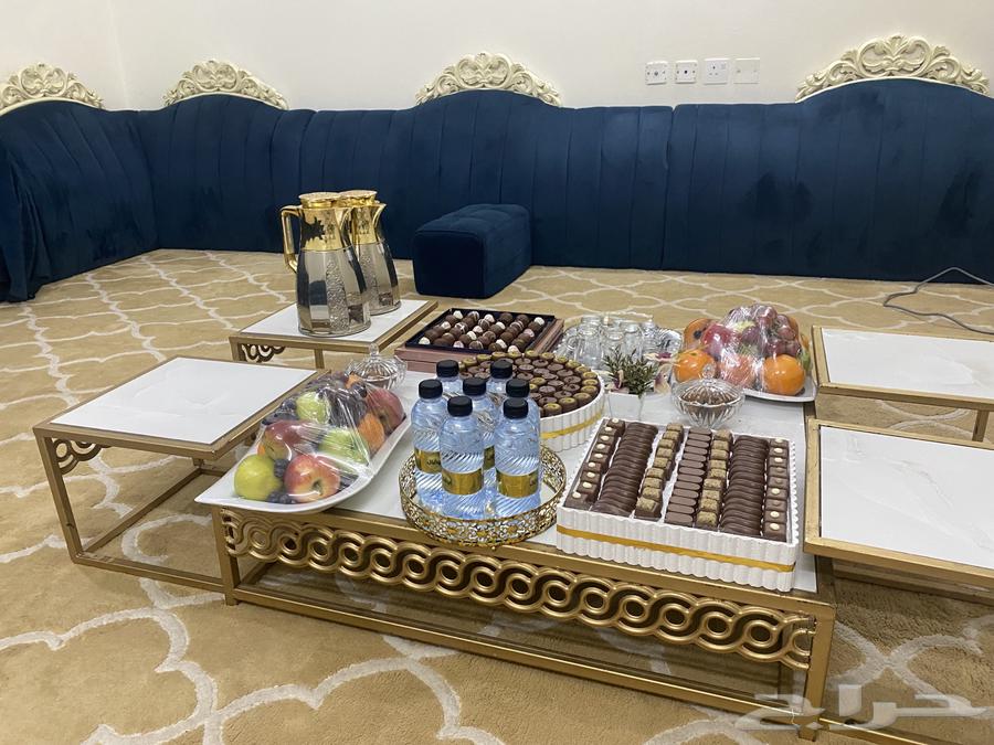 طاوله ضيافه نضيفه 10064367595952002110