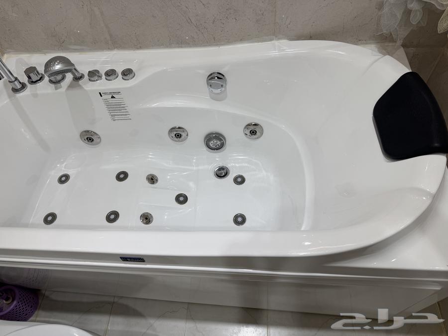 Jacuzzi64369849762563112