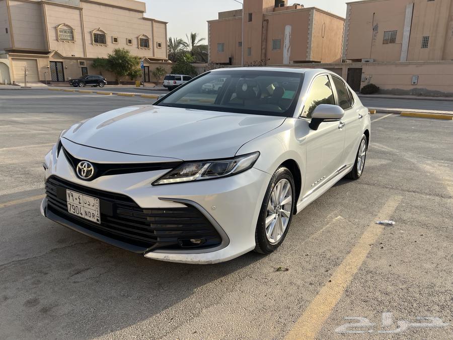 كامري 2023 GLE ( نظيف ) بنزين64509700639361113