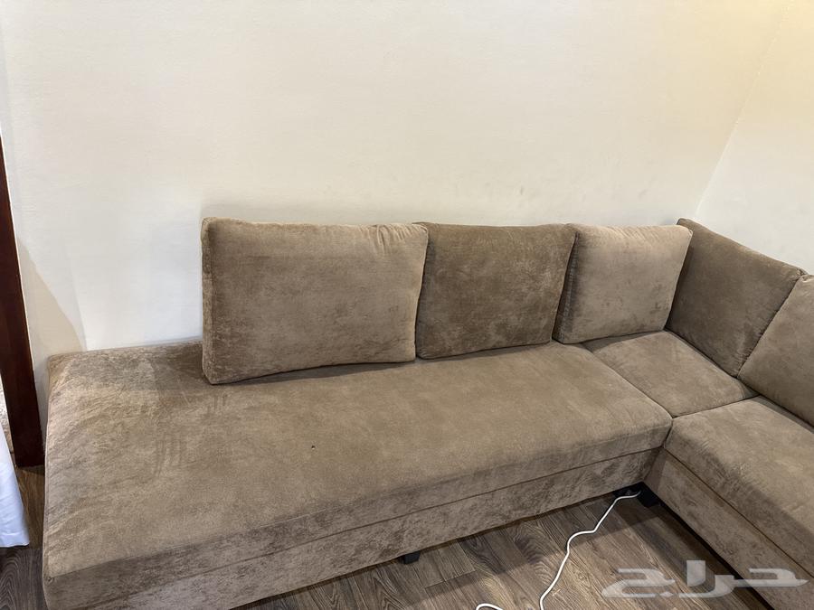 L-shaped sofa three meters by four meters clean with a slight note64369893400961112