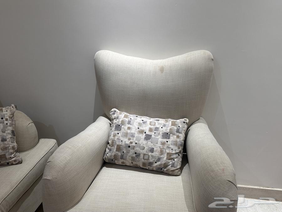 كنب64371379638147113