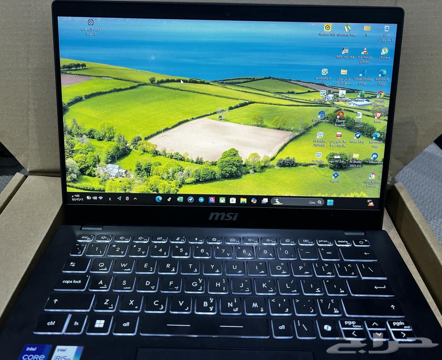 لابتوب مناسب للجامعه64368718141826110