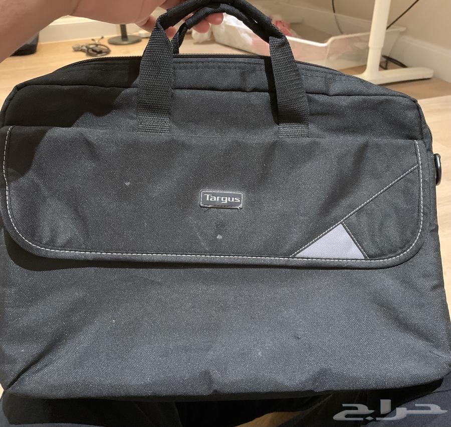 شنطة لابتوب laptop bag ب 30 ريال64374934810627110