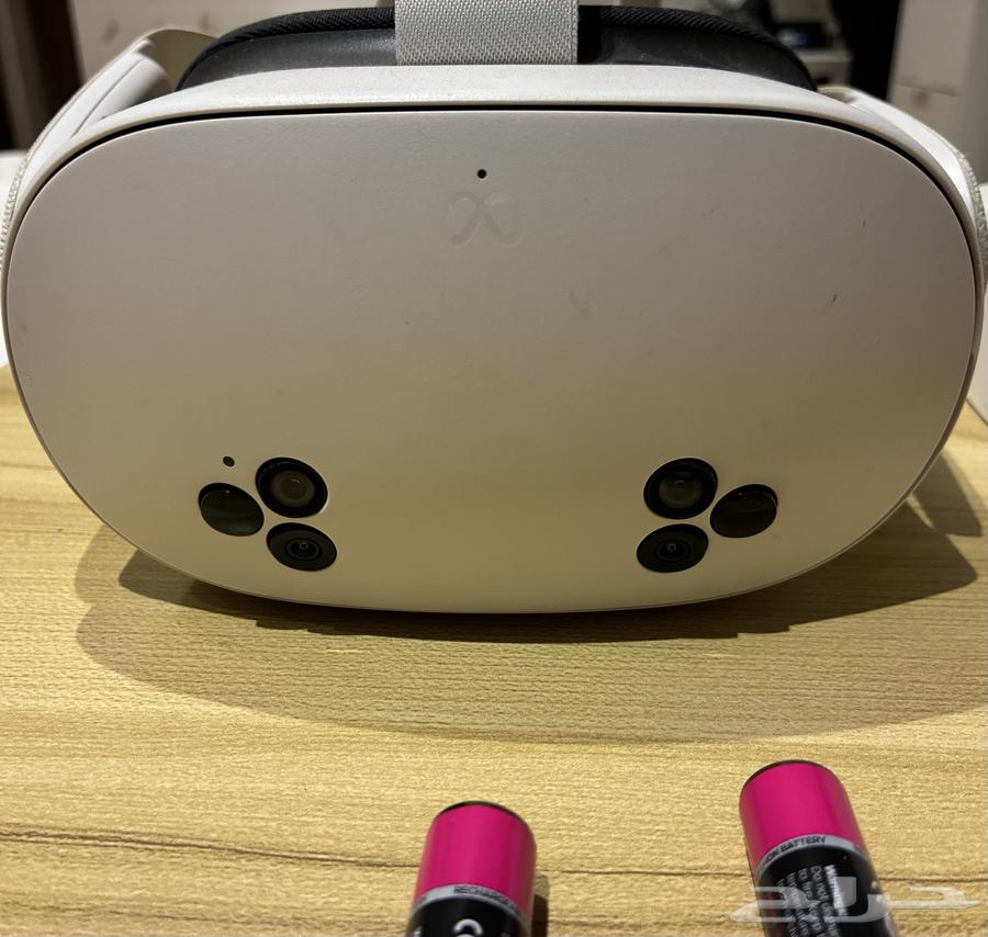جهاز الواقع الافتراضي VR ميتا كويست 3S للبيع64376599616643114