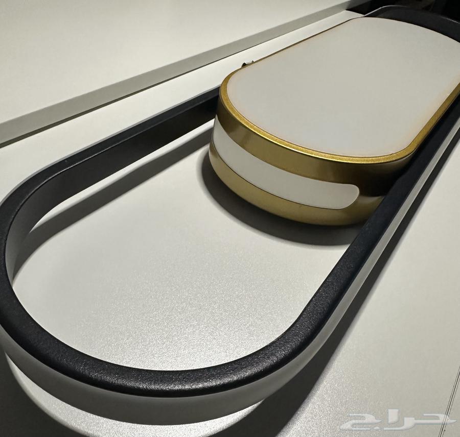 Modern used wall or ceiling light with wireless remote64365732310019111