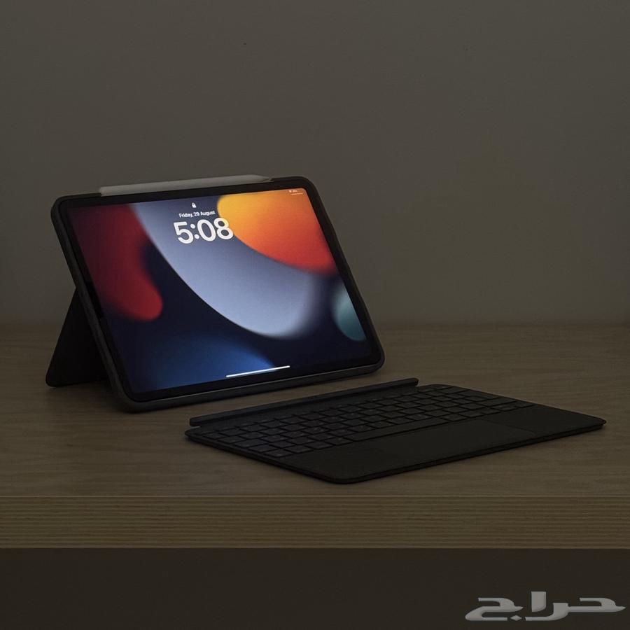 iPad Pro 4th Generation (and) Original Apple Pencil (and) Original Keyboard64364595848067111