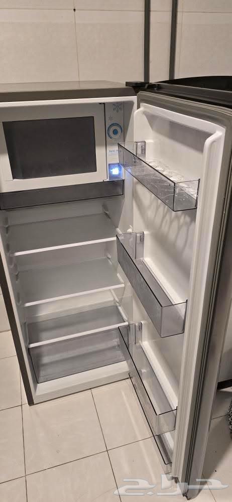 ثلاجة نوع هام 6.3 قدم بحالة نظيفة جدا64374934826497114