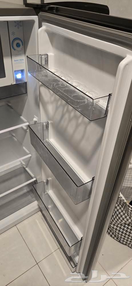 ثلاجة نوع هام 6.3 قدم بحالة نظيفة جدا64374934826497112