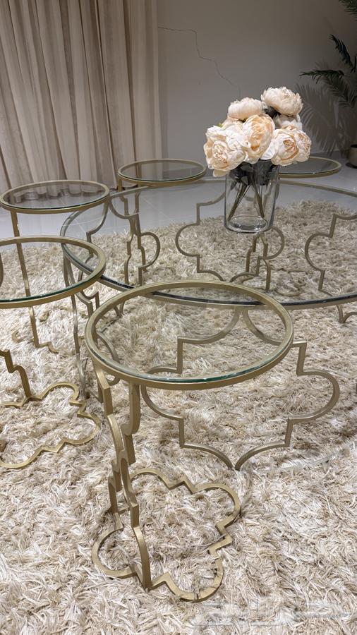 طاولات ذهبية64374378736515112