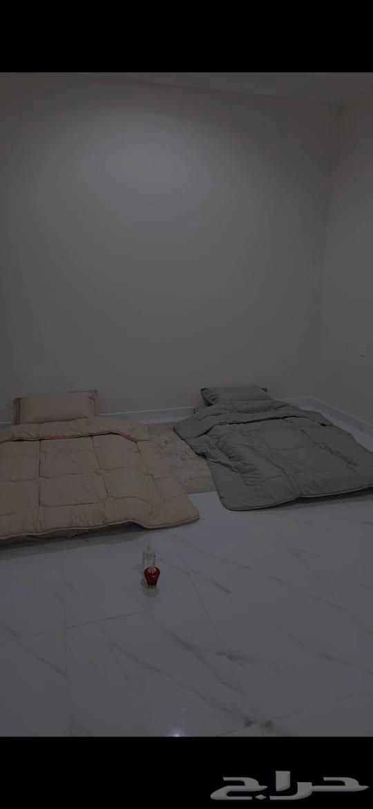 اثاث نوم شبه جديد للبيع64367202079747113