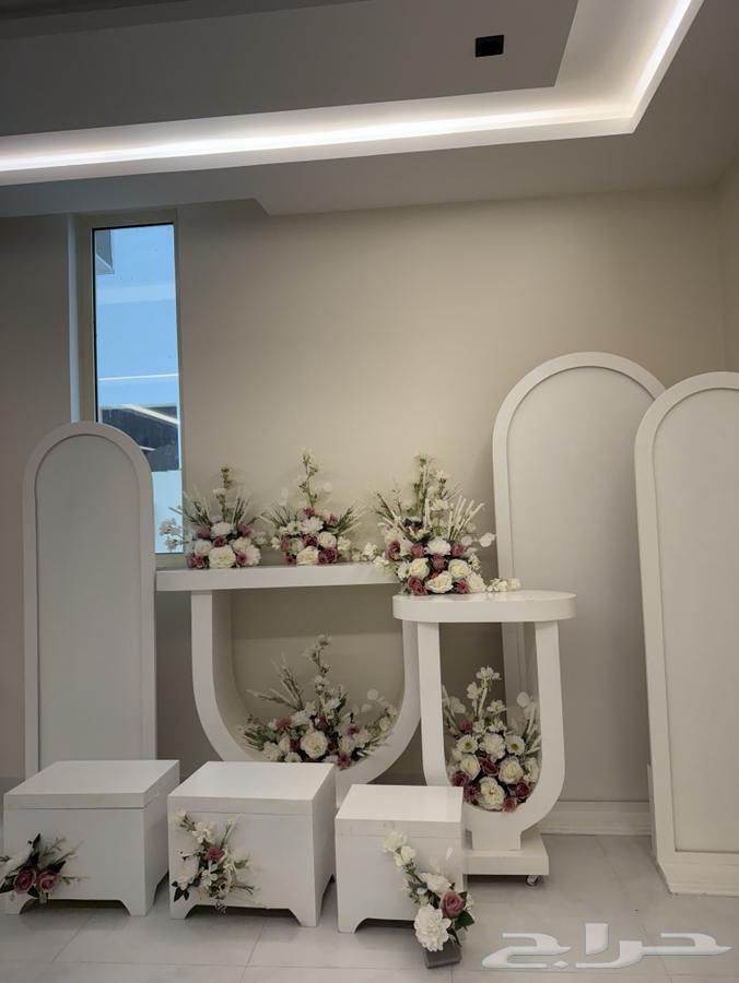 للبيع دولب مناسبات64369849703427113