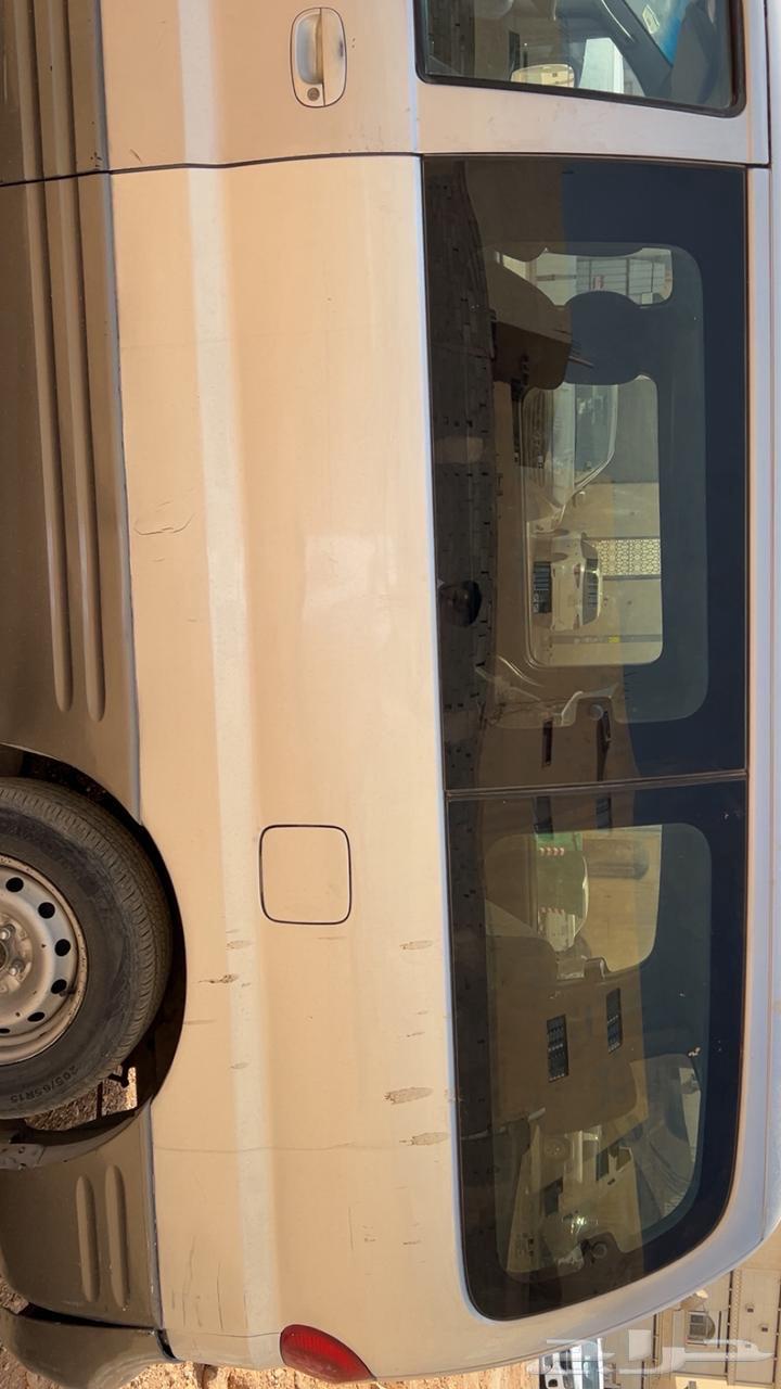 H12003نضيف جدا للبيع قير عادي اللون فضي ورقم اللوحه ب ب و64510775122051113