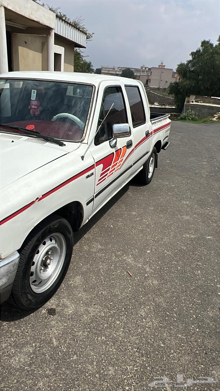 سيارة هايلوكس 9564511870846593110