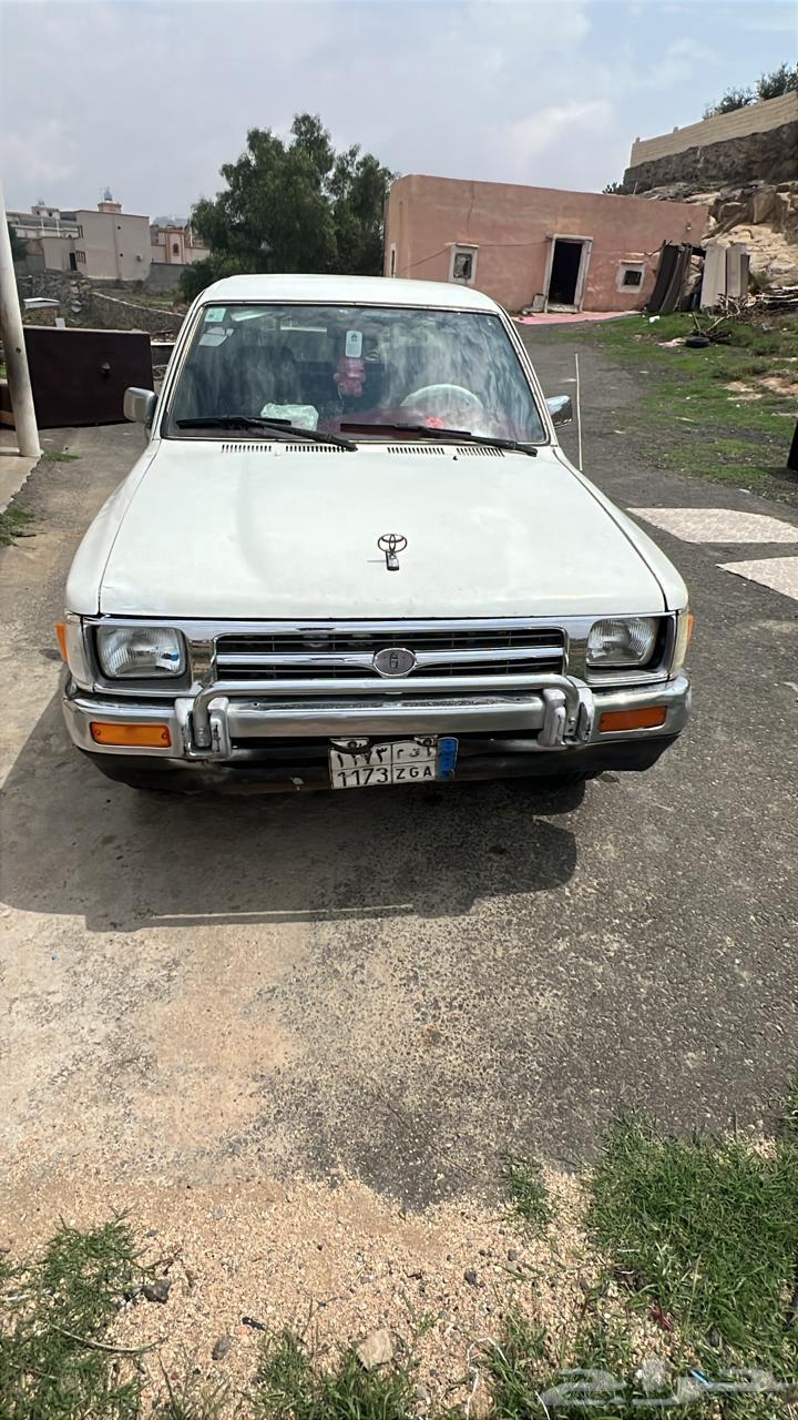 سيارة هايلوكس 9564511870846593112