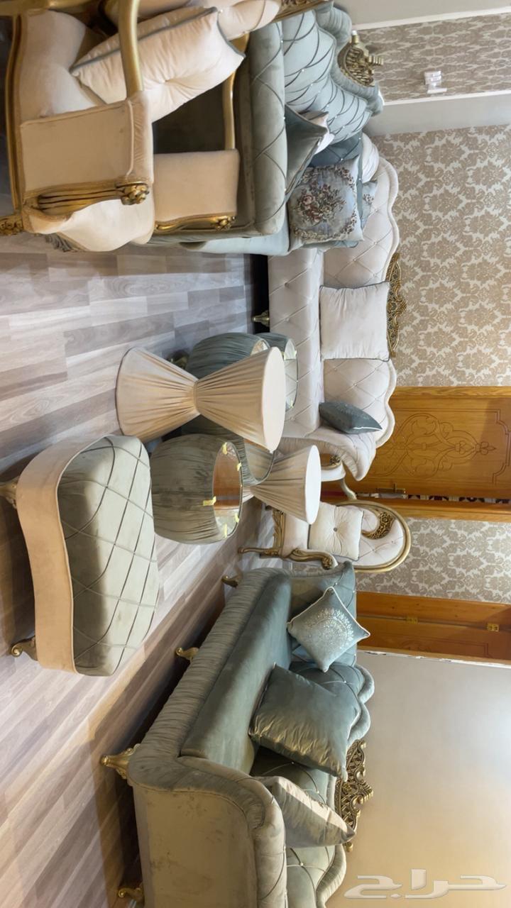 كنب شبه الجديد فخم جدا64368470275458112