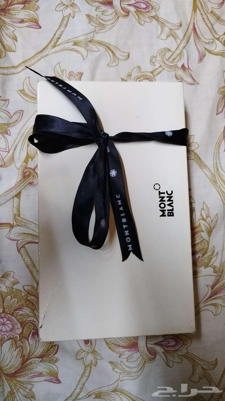 Montblanc wallet 100% authentic64369513644802110