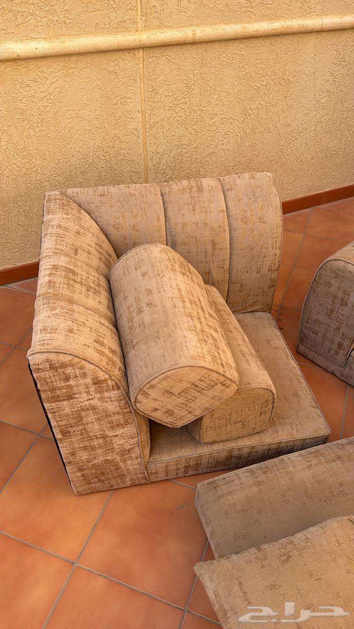 كنب64370827682049110