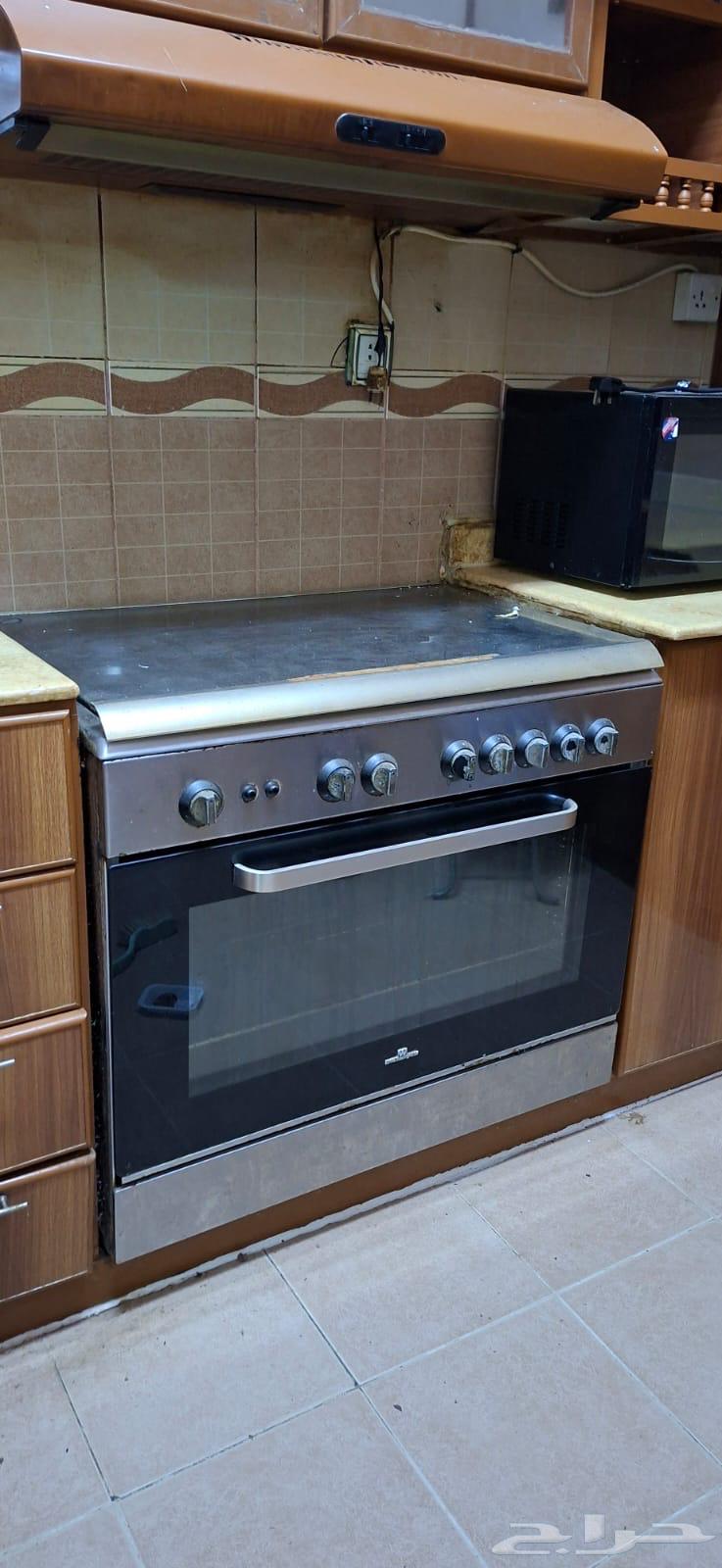 اثات واجهزة للبيع64368776808577112