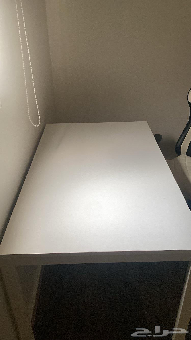 طاولة وكرسي قيمنق64365923749891112