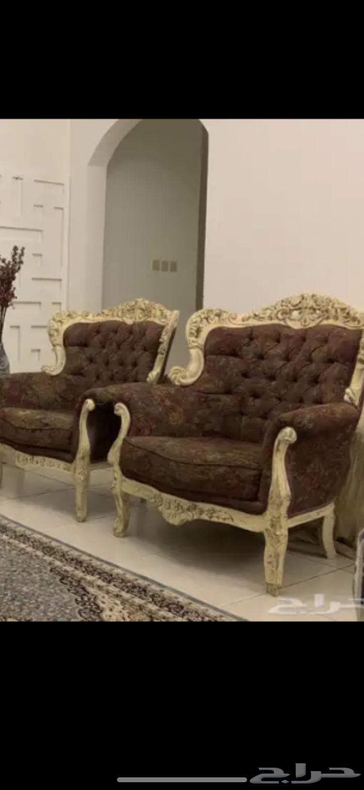 2 single sofas64363681295874110