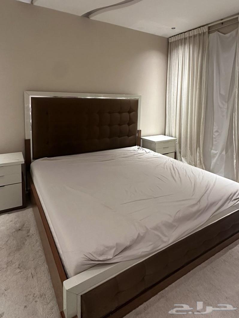 سرير نوم مستخدم للبيع64371176381953111